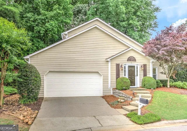 Photo 3 of Single family home for sale at 73 Jessica Pl, Marietta, GA 30062 | MLS# 10848463 | Listing updated on 2026-10-07