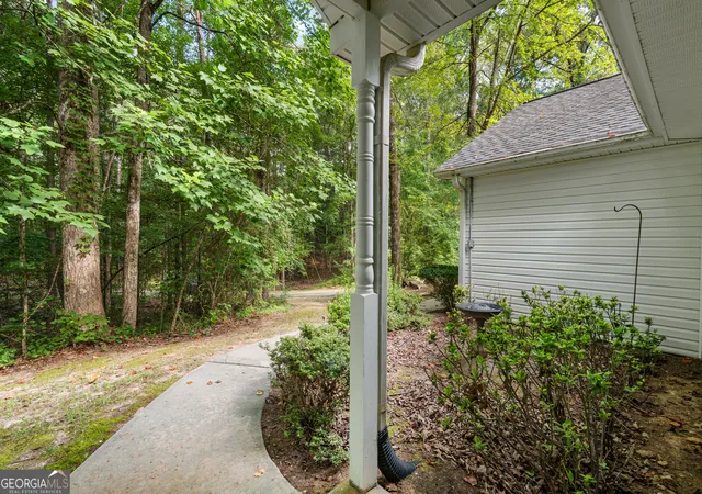 Photo 4 of Single family home for sale at 270 Hendrix Rd, Newnan, GA 30263 | MLS# 10820592 | Listing updated on 2026-09-02