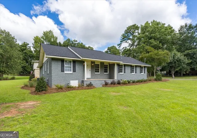 Photo 2 of Sale Pending at 196 Short St, Gray, GA 31032 | MLS# 10840859 | Listing updated on 2026-09-18