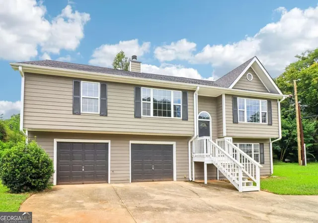 Photo 3 of Single family home for sale at 2896 Emory Rd SE, Smyrna, GA 30080 | MLS# 10837726 | Listing updated on 2026-09-15