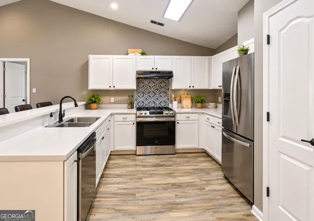 Photo 3 of Condo for sale at 7712 Autry Cir #723, Douglasville, GA 30134 | MLS# 10849397 | Listing updated on 2026-10-05