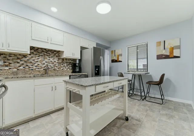 Photo 3 of Condo for sale at 2893 Torreya Way SE, Marietta, GA 30067 | MLS# 10844036 | Listing updated on 2026-09-11