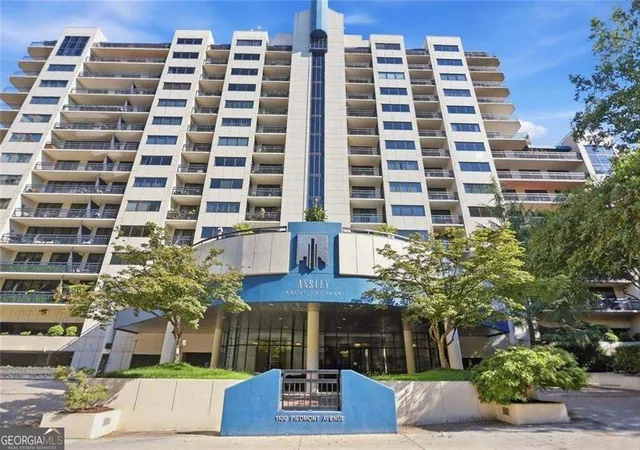 Listing Photo 1 - Condo for sale in building located at 1130 Piedmont Ave Ne, Atlanta, GA 30309 - Unit #505