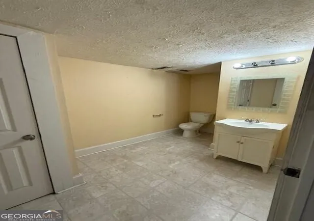 Photo 4 of Single family home for sale at 709 College St, Calhoun, GA 30701 | MLS# 10840240 | Listing updated on 2026-09-18