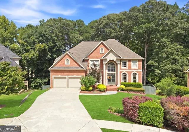 Photo 2 of Sale Pending at 1420 Cresthaven Rd, Lawrenceville, GA 30043 | MLS# 10843573 | Listing updated on 2026-09-23