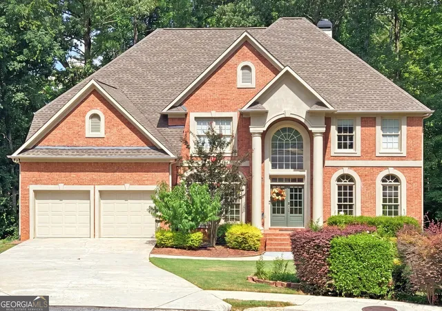 Photo 3 of Sale Pending at 1420 Cresthaven Rd, Lawrenceville, GA 30043 | MLS# 10843573 | Listing updated on 2026-09-23
