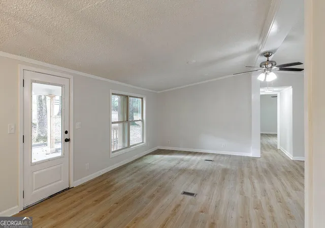 Photo 3 of Manufactured home for sale at 194 Adams Rd, Jefferson, GA 30549 | MLS# 10845642 | Listing updated on 2026-09-28