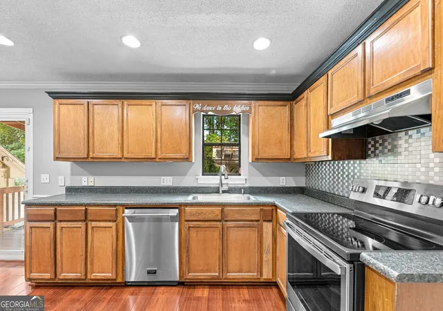 Photo 3 of Single family home for sale at 700 E Bay Ave, Kingsland, GA 31548 | MLS# 10853465 | Listing updated on 2026-10-05