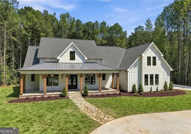 Photo 3 of Mansion for sale at 5948 Mccoy Rd, Acworth, GA 30101 | MLS# 10850594 | Listing updated on 2026-10-05