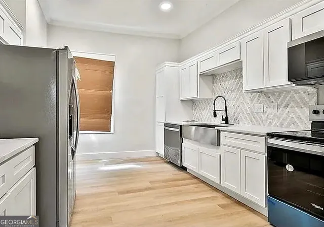 Photo 3 of Single family home for sale at 8 Long St, Newnan, GA 30263 | MLS# 10853314 | Listing updated on 2026-10-02