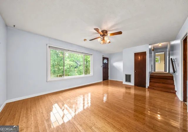 Photo 4 of Single family home for sale at 106 Thornwood Dr SW, Rome, GA 30165 | MLS# 10841742 | Listing updated on 2026-09-18