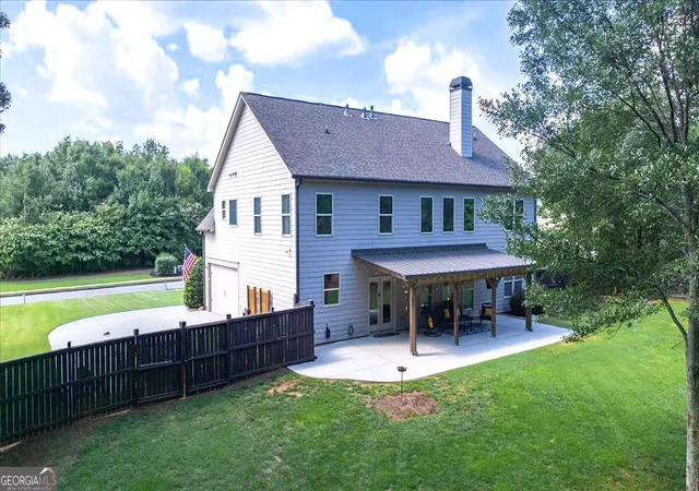 Photo 4 of Single family home for sale at 1517 Grove Brk Ln, Watkinsville, GA 30677 | MLS# 10805149 | Listing updated on 2026-10-26
