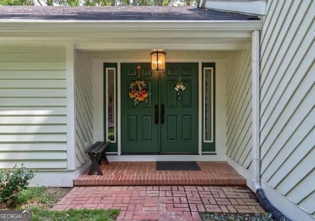Photo 3 of Single family home for sale at 925 Cleveland Rd, Bogart, GA 30622 | MLS# 10851274 | Listing updated on 2026-10-07