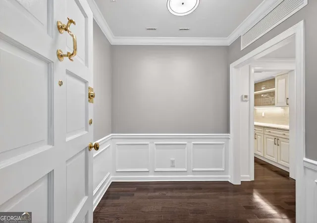 Photo 1 of Condo for sale at 2769 Peachtree Rd NE #10, Atlanta, GA 30305 | MLS# 10875597 | Listing updated on 2026-10-26