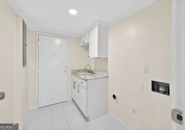 Photo 3 of Condo for sale at 2769 Peachtree Rd NE #10, Atlanta, GA 30305 | MLS# 10875597 | Listing updated on 2026-10-26