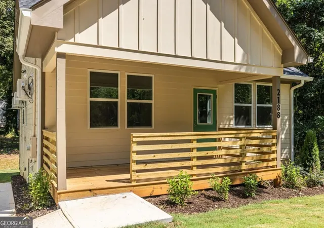 Photo 2 of Single family home for sale at 2188 Bicknell St Nw, Atlanta, GA 30315 | MLS# 10846418 | Listing updated on 2026-09-30