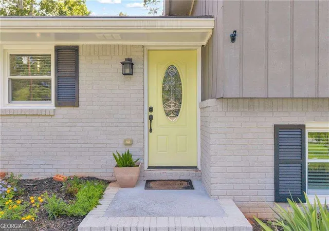 Photo 3 of Single family home for sale at 474 Royal Oaks Ter, Stone Mountain, GA 30087 | MLS# 10838678 | Listing updated on 2026-09-12