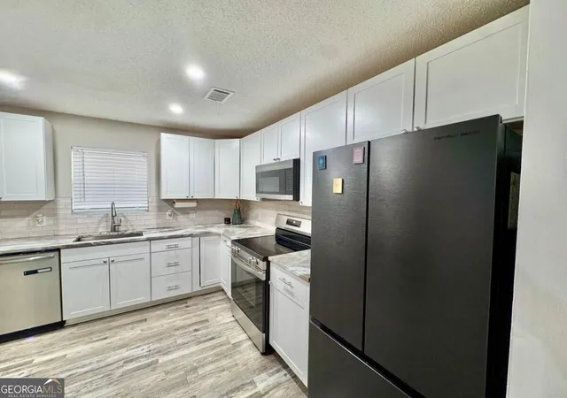 Photo 2 of Single family home for sale at 271 Thomas Cir, Springfield, GA 31329 | MLS# 10839715 | Listing updated on 2026-09-04