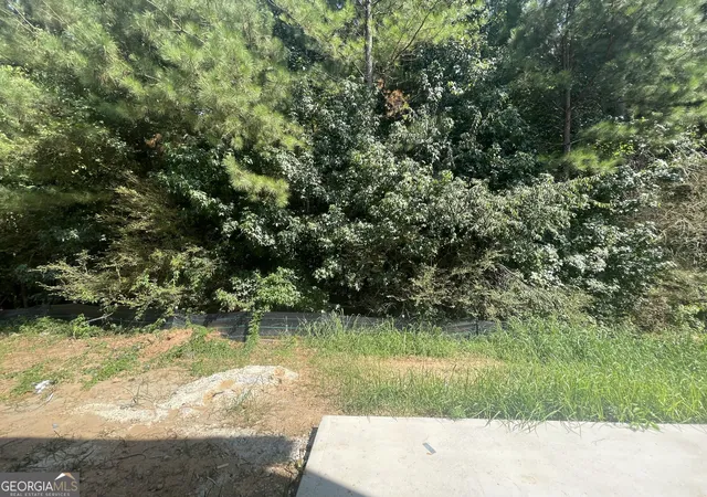 Photo 3 of Single family home for sale at 133 Hunts Ml Cir, Griffin, GA 30224 | MLS# 10819348 | Listing updated on 2026-09-09