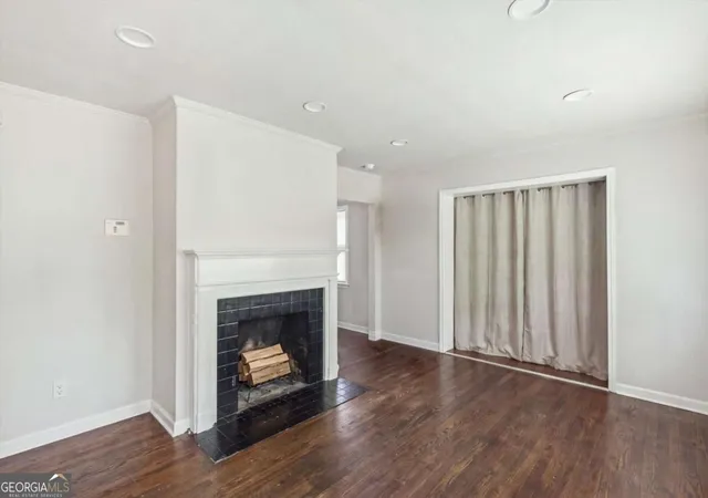 Photo 2 of Multi family home for sale at 1082 Fountain Dr Sw, Atlanta, GA 30314 | MLS# 10852758 | Listing updated on 2026-09-24