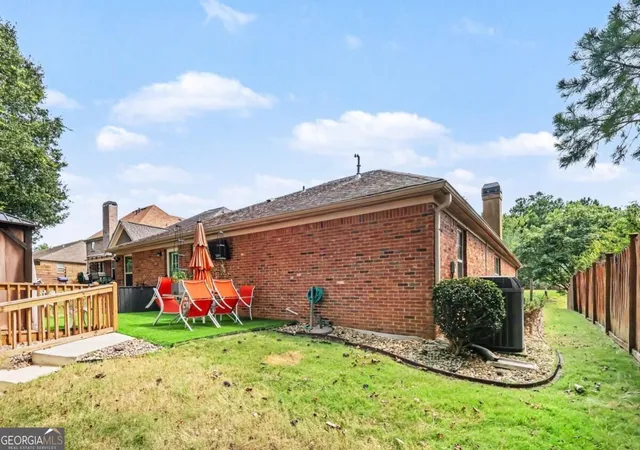 Photo 4 of Single family home for sale at 8001 Gossamer Dr, Fairburn, GA 30213 | MLS# 10837831 | Listing updated on 2026-09-15