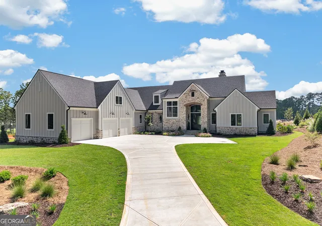 Photo 1 of Mansion for sale at 1110 Pond Crst Ln, Greensboro, GA 30642 | MLS# 10846142 | Listing updated on 2026-09-29