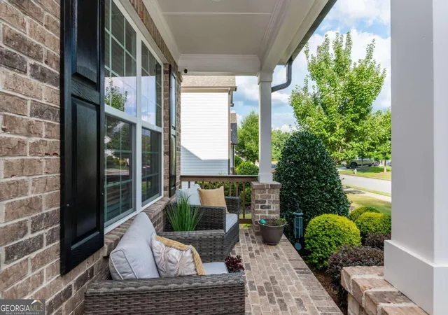 Photo 3 of Single family home for sale at 1811 Goodhearth Dr Ne, Marietta, GA 30066 | MLS# 10811221 | Listing updated on 2026-09-10