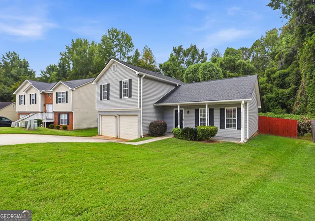 Photo 3 of Single family home for sale at 2201 Clayton Ridge, Lithonia, GA 30058 | MLS# 10845128 | Listing updated on 2026-09-18