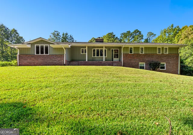 Photo 1 of Single family home for sale at 145 Ginger Cake Dr, Fayetteville, GA 30214 | MLS# 10847958 | Listing updated on 2026-09-27