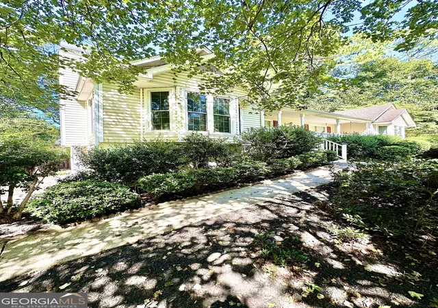 Photo 1 of Single family home for sale at 439 Abbington Ln, Douglasville, GA 30134 | MLS# 10826094 | Listing updated on 2026-10-18