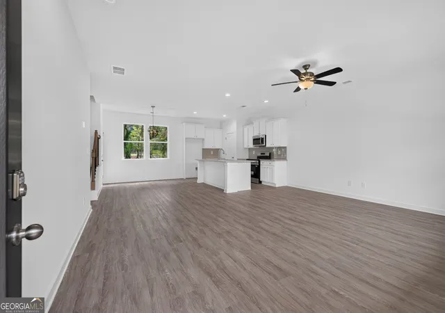 Photo 4 of Single family home for sale at 396 Crimson Feather Dr, Jefferson, GA 30549 | MLS# 10871758 | Listing updated on 2026-10-27