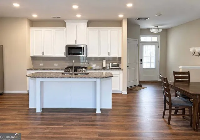 Photo 3 of Townhouse for sale at 1352 Elderwood Way, Cumming, GA 30041 | MLS# 10853424 | Listing updated on 2026-10-09