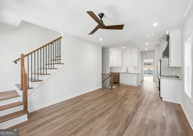 Photo 2 of Townhouse for sale at 1123 Riverside Ter, Gainesville, GA 30501 | MLS# 10840905 | Listing updated on 2026-09-19