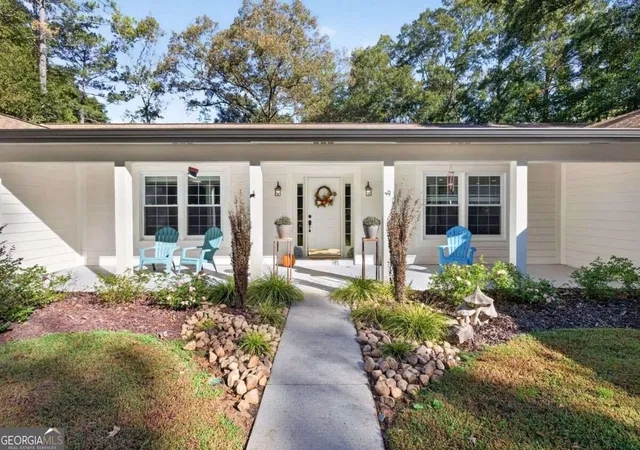 Photo 2 of Single family home for sale at 1495 S Ola Rd, Locust Grove, GA 30248 | MLS# 10880780 | Listing updated on 2026-10-29