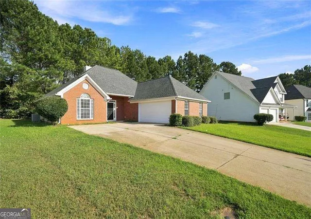 Photo 1 of Single family home for sale at 1335 Saint Isabella Ct, Locust Grove, GA 30248 | MLS# 10841692 | Listing updated on 2026-09-22