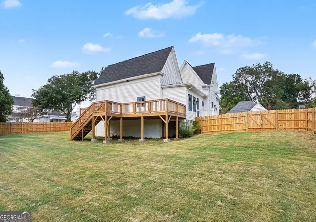Photo 3 of Single family home for sale at 117 Holmes St, Barnesville, GA 30204 | MLS# 10840755 | Listing updated on 2026-10-03