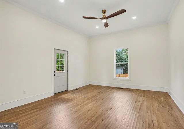 Photo 4 of Single family home for sale at 117 Holmes St, Barnesville, GA 30204 | MLS# 10840755 | Listing updated on 2026-10-03
