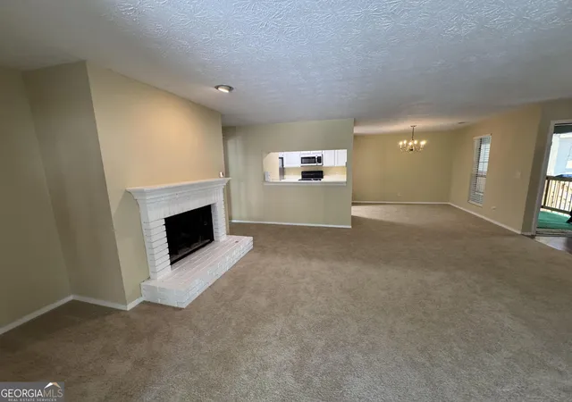 Photo 4 of Condo for sale at 5528 Mountain Springs Cir #5528, Stone Mountain, GA 30088 | MLS# 10837812 | Listing updated on 2026-09-15