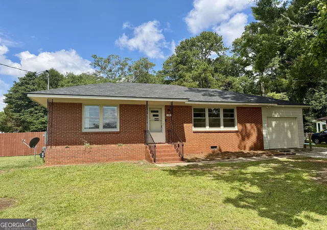 Photo 2 of Single family home for sale at 101 Morgan Dr, Mcdonough, GA 30253 | MLS# 10837066 | Listing updated on 2026-09-18