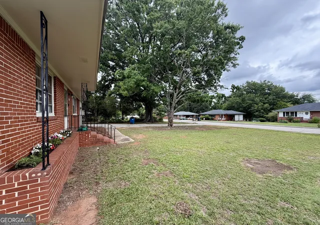Photo 3 of Single family home for sale at 101 Morgan Dr, Mcdonough, GA 30253 | MLS# 10837066 | Listing updated on 2026-09-18