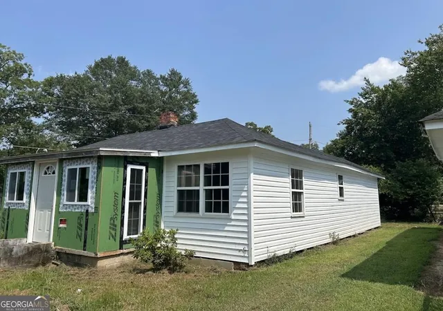 Photo 2 of Sale Pending at 601 Pine St, Fort Valley, GA 31030 | MLS# 10872331 | Listing updated on 2026-10-28