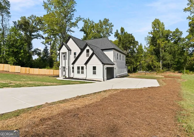 Photo 2 of Single family home for sale at 1731 Cardinal Dr, Griffin, GA 30223 | MLS# 10838324 | Listing updated on 2026-09-11