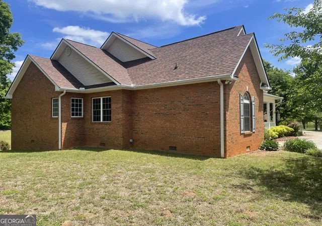 Photo 3 of Single family home for sale at 1545 Sam Bell Rd, Clarkesville, GA 30523 | MLS# 10844057 | Listing updated on 2026-09-11