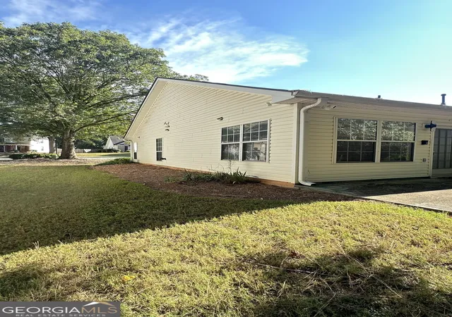Photo 2 of Single family home for sale at 79 Riva Ridge Ln, Newnan, GA 30263 | MLS# 10840920 | Listing updated on 2026-09-19