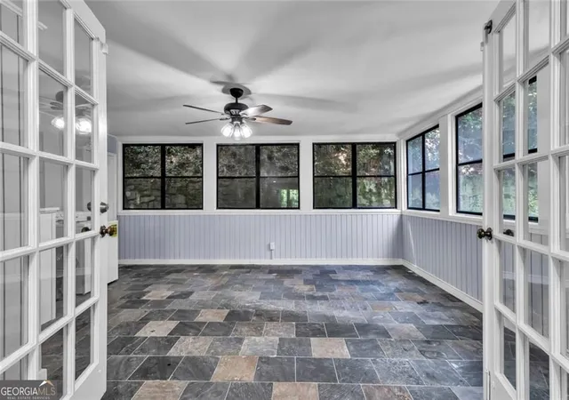 Photo 2 of Condo for sale at 100 Nw La Rue Pl, Atlanta, GA 30327 | MLS# 10807189 | Listing updated on 2026-09-08