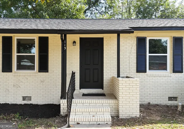 Photo 3 of Single family home for sale at 113 Linda Dr, Warner Robins, GA 31093 | MLS# 10849304 | Listing updated on 2026-09-22