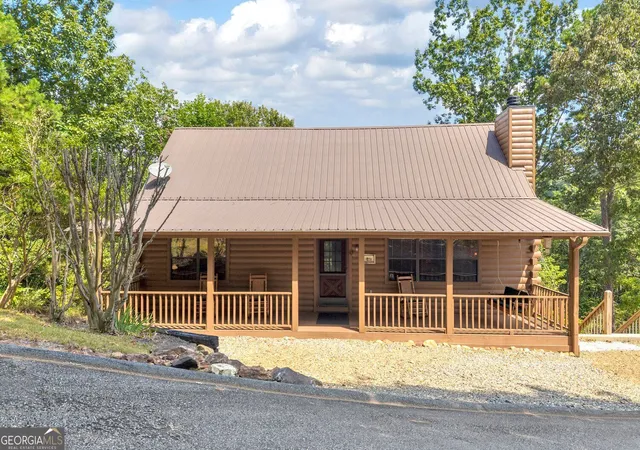 Photo 2 of Single family home for sale at 122 Sky High Dr, Blairsville, GA 30512 | MLS# 10843962 | Listing updated on 2026-09-24