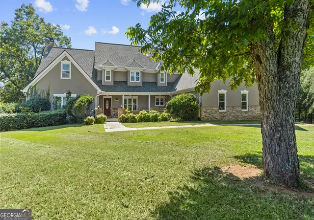 Photo 3 of Single family home for sale at 1140 Summit Dr, Watkinsville, GA 30677 | MLS# 10846945 | Listing updated on 2026-09-30