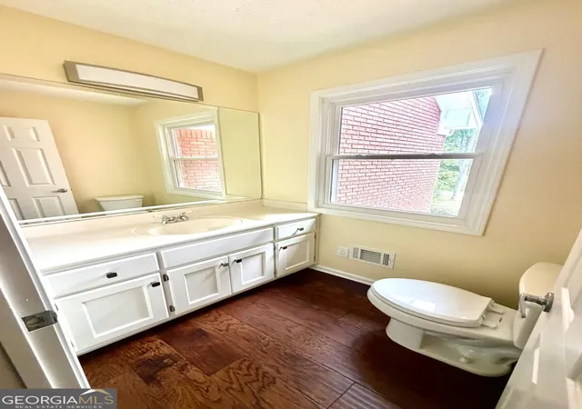Photo 3 of Single family home for sale at 2660 Sandy Crk Cir, Loganville, GA 30052 | MLS# 10838832 | Listing updated on 2026-09-17