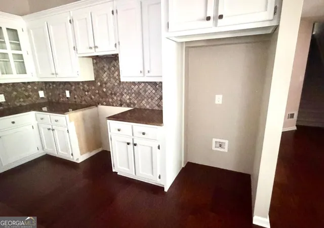 Photo 4 of Single family home for sale at 2660 Sandy Crk Cir, Loganville, GA 30052 | MLS# 10838832 | Listing updated on 2026-09-17